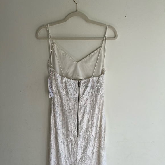 NWT! ALICE + OLIVIA Valli Fitted Cutout Cami Sequin Midi Dress Size 8 - Picture 5 of 8